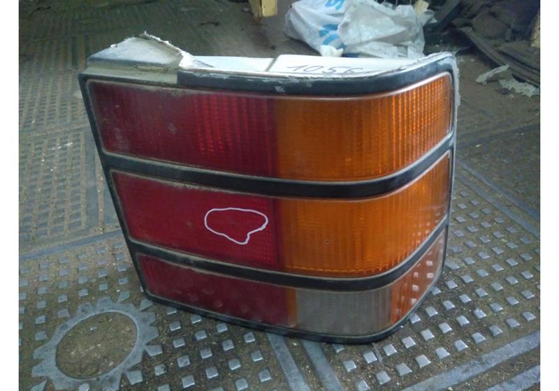 Фонарь задний правый Ford Scorpio 1