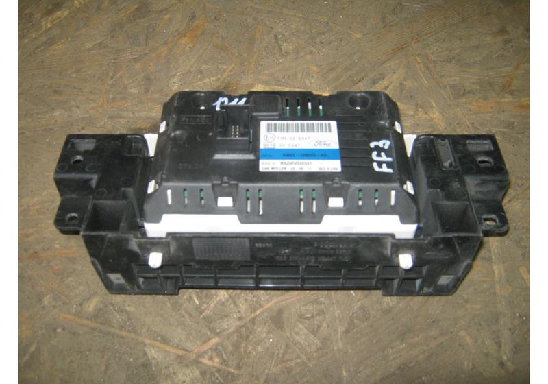 Дисплей информационный Ford Focus 3