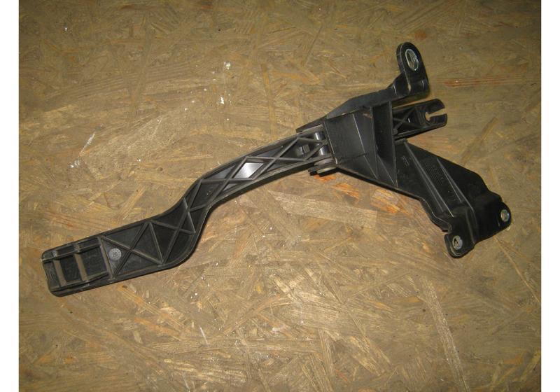 Педаль газа Ford Mondeo 3