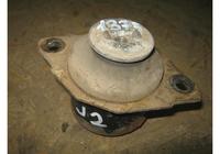 Опора двигателя Volkswagen Jetta 2