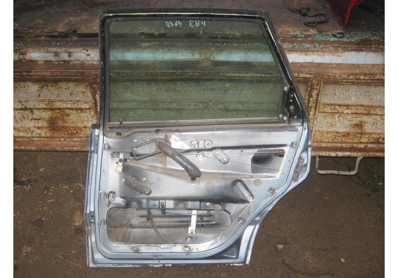 Дверь задняя правая Volkswagen Passat B3