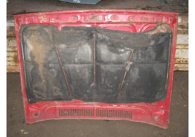 Капот Volkswagen Jetta 1