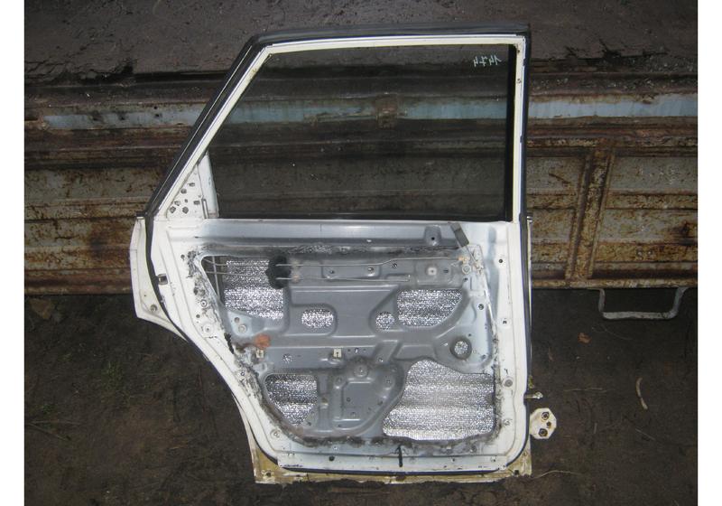 Дверь задняя левая Mazda 626 GD