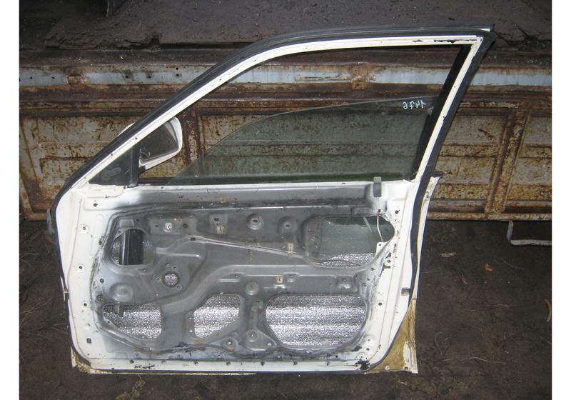 Дверь передняя правая Mazda 626 GD
