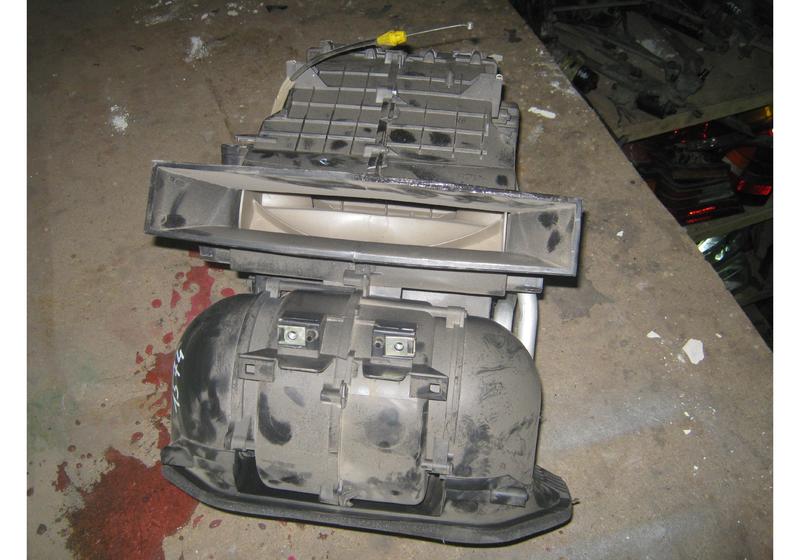 Корпус отопителя Ford Fiesta 5