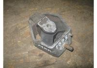 Опора КПП Audi 100 C4