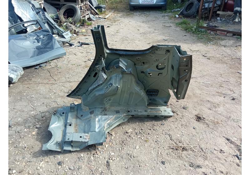 Крыло заднее правое Renault Scenic 3