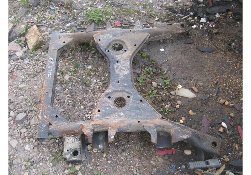 Подрамник передний Mercedes-Benz Vito W639