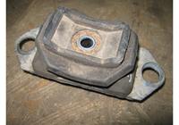 Опора КПП Nissan Almera G15