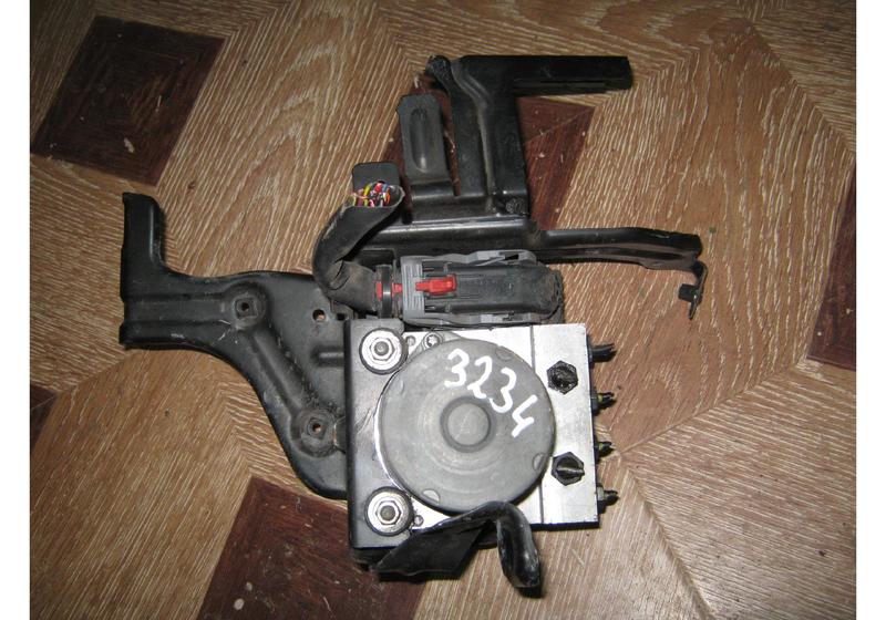 Блок ABS Audi A4 B7