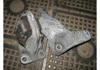 Опора двигателя Renault Scenic 3