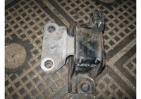 Опора КПП Opel Corsa D