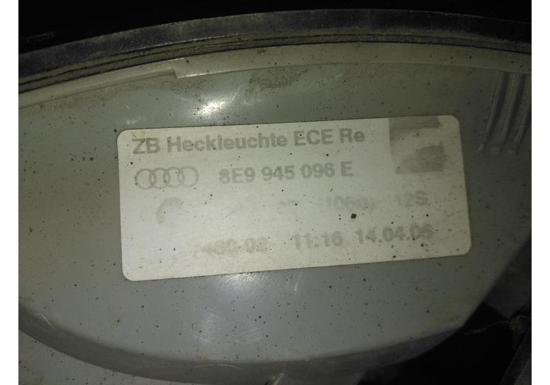 Фонарь задний правый Audi A4 B7