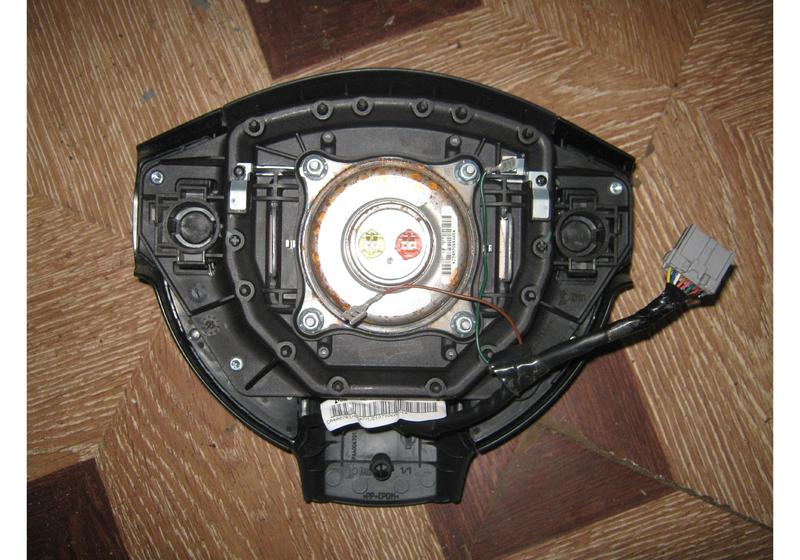 Подушка безопасности в руль Nissan Qashqai J10