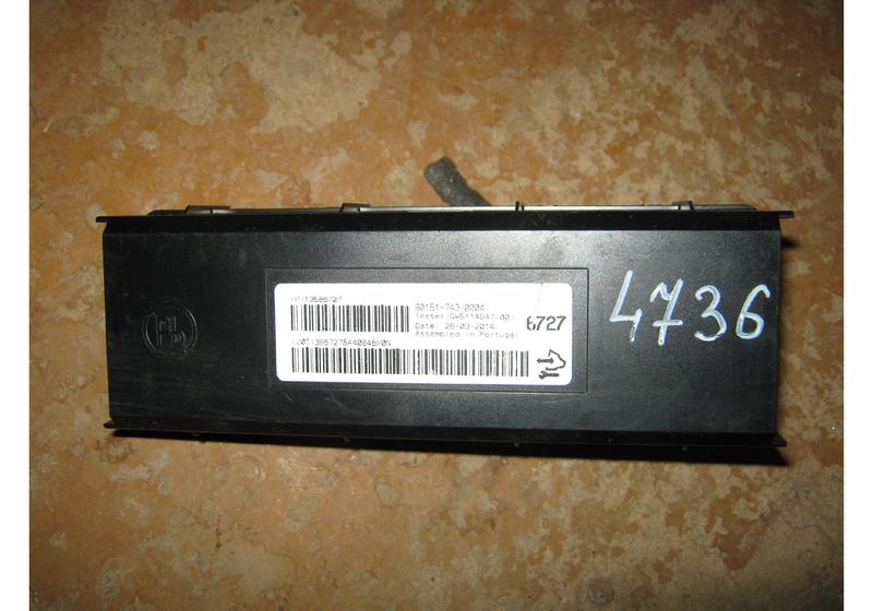 Блок управления климатом Opel Astra J