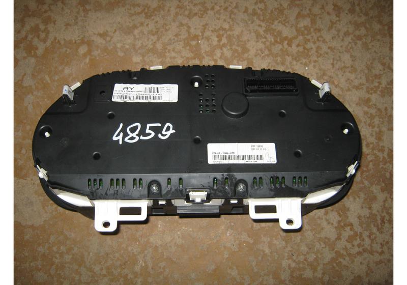 Панель приборов Nissan Qashqai J10