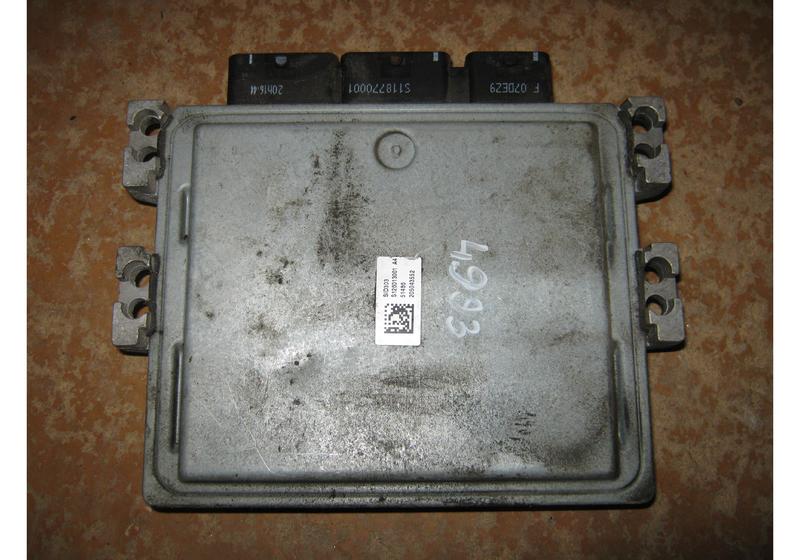 Блок управления двигателем Nissan Qashqai J10