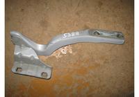 Петля капота правая Nissan Qashqai J10