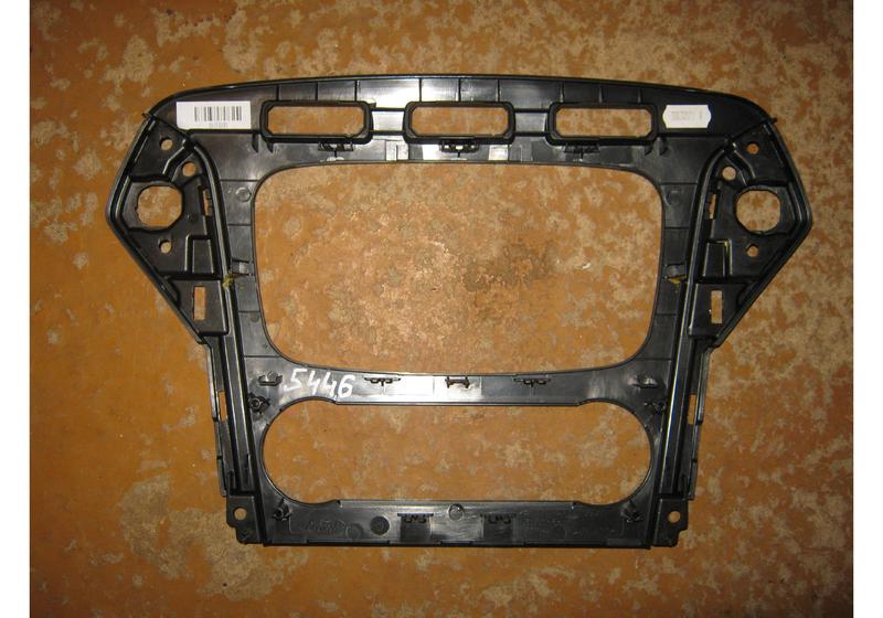 Накладка торпеды Ford Mondeo 4