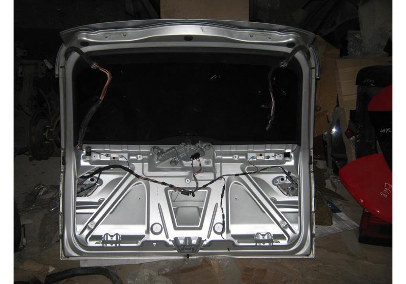 Дверь багажника BMW X3 E83
