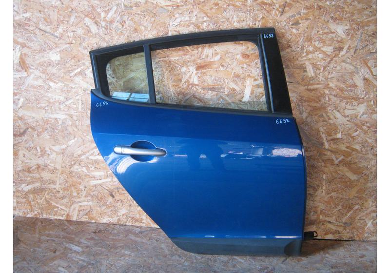 Дверь задняя правая Renault Megane 3