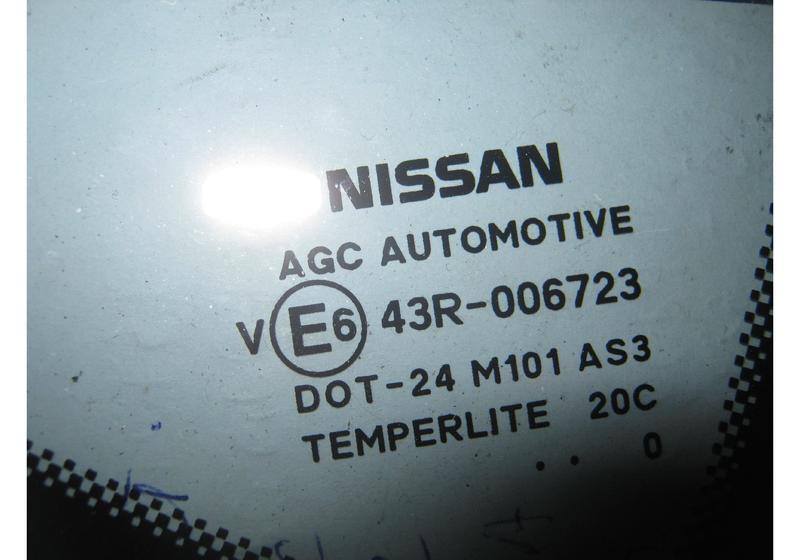 Стекло заднего правого крыла Nissan Qashqai J10