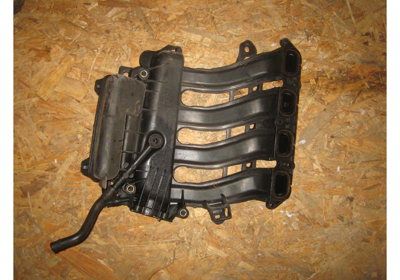 Впускной коллектор Renault Scenic 3
