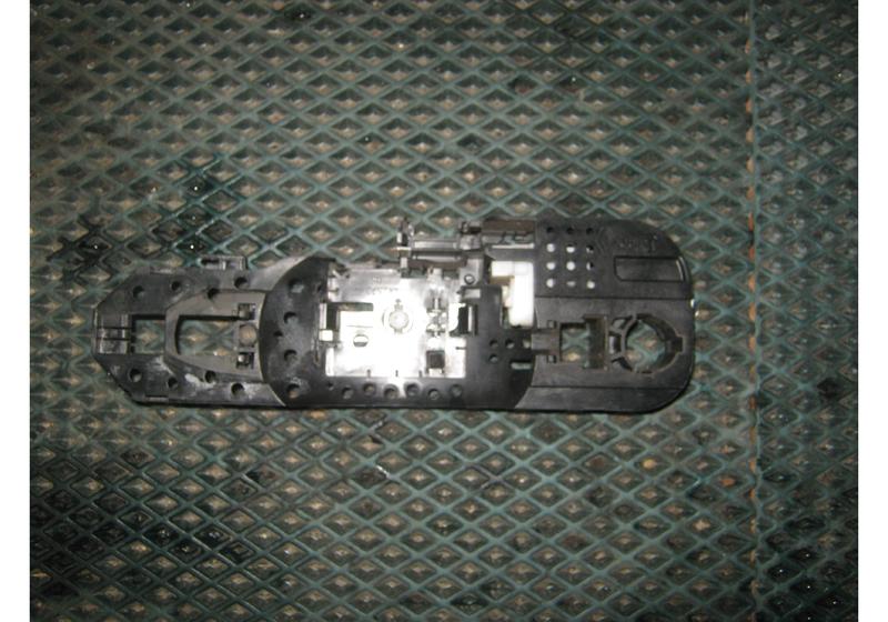 Механизм ручки передней правой двери Renault Scenic 3