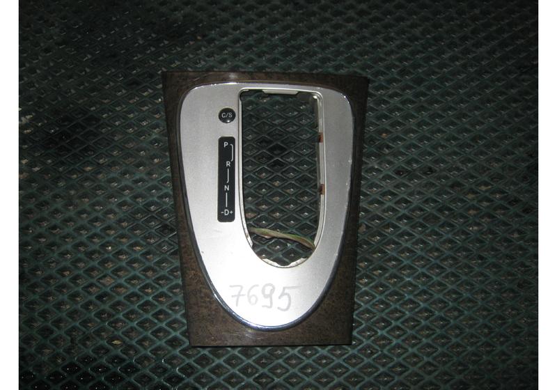 Накладка кулисы Mercedes-Benz E-Класс W211
