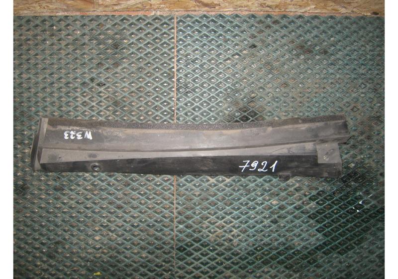 Планка под жабо Opel Astra J