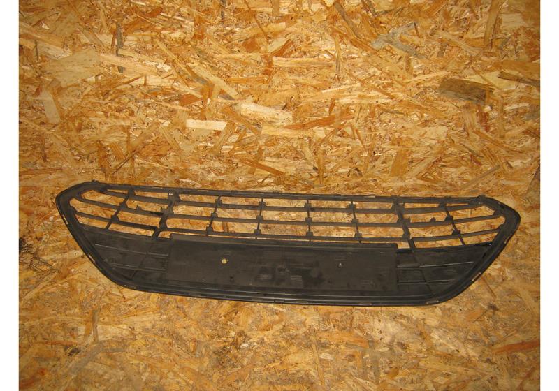 Решетка радиатора Ford Mondeo 4