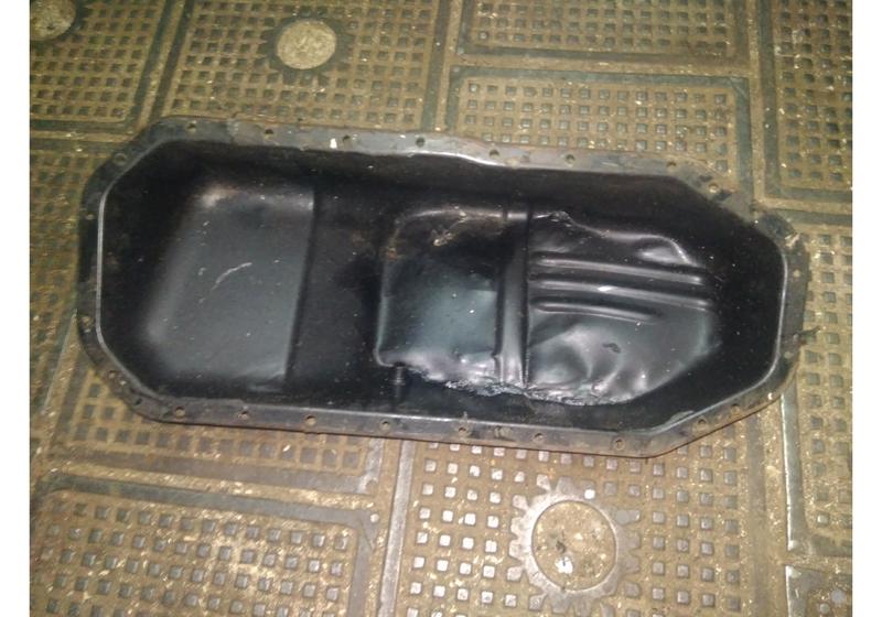 Поддон двигателя Audi 100 С3