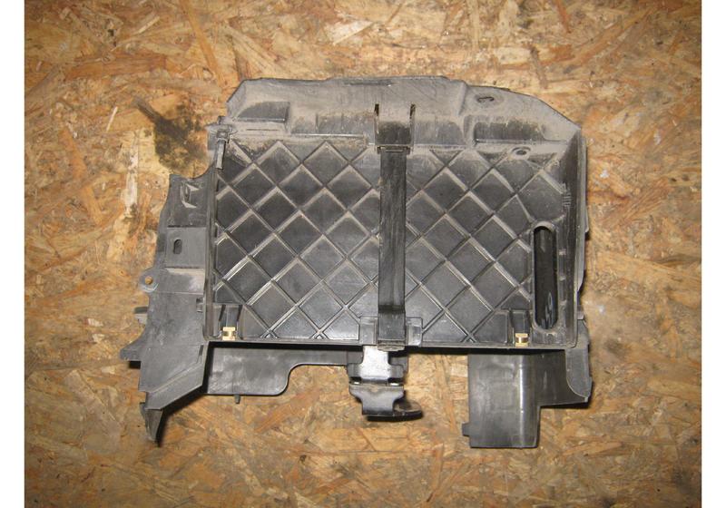 Крепление АКБ Renault Scenic 3
