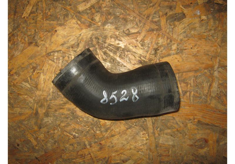 Патрубок интеркулера