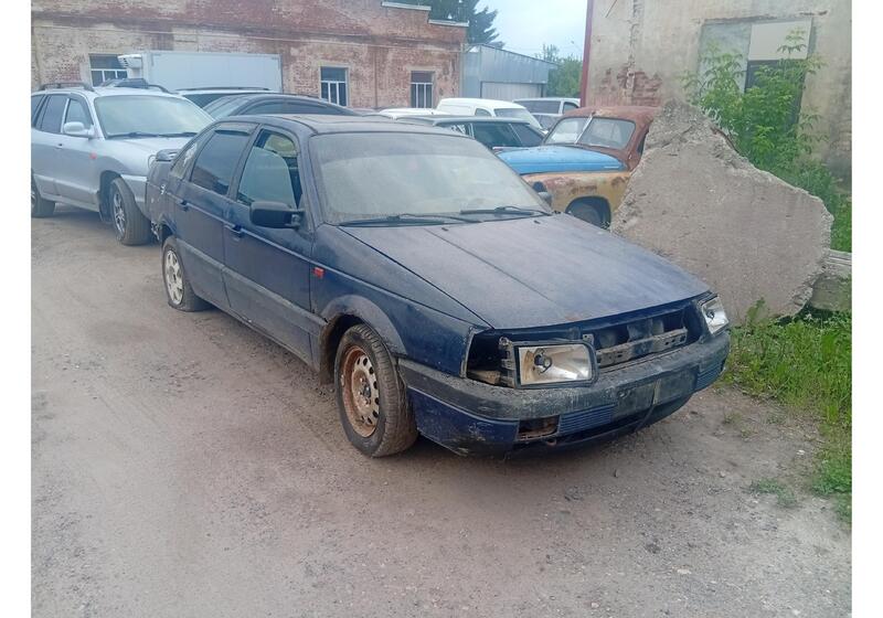 Volkswagen Passat, 1988