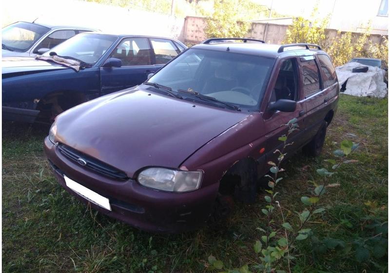 Запчасти Ford Escort 1.8 D MT (60 л.с.)