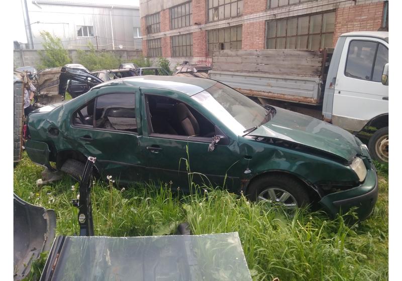 Запчасти Volkswagen Bora 1.6 MT (100 л.с.)