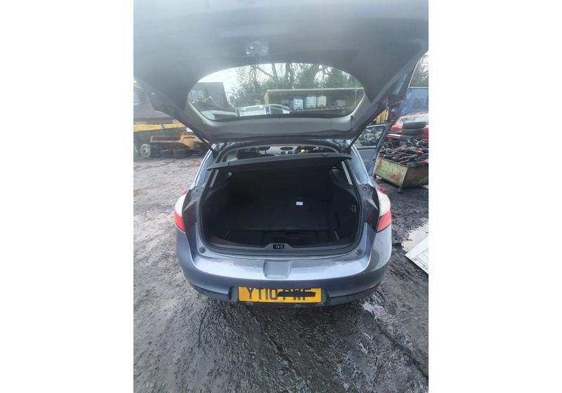 Запчасти Renault Megane 1.6 MT (106 л.с.)