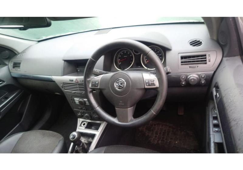 Запчасти Opel Astra 1.6 MT (105 л.с.)