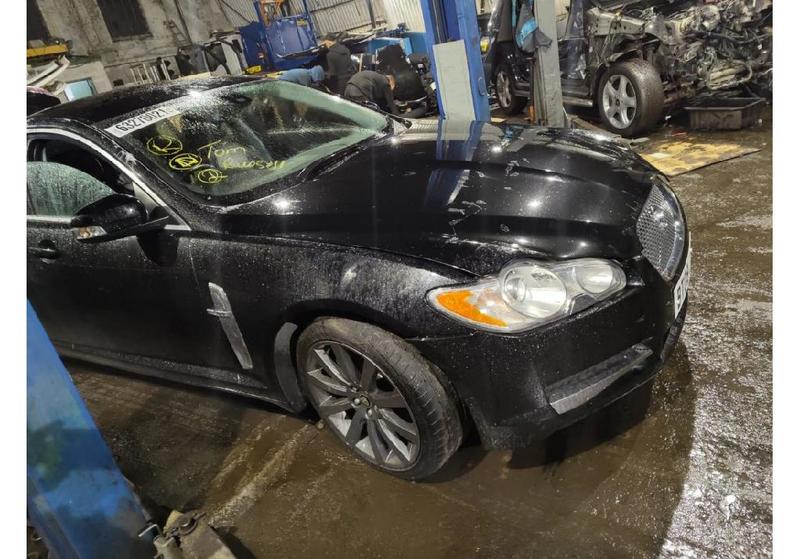 Jaguar XF, 2008