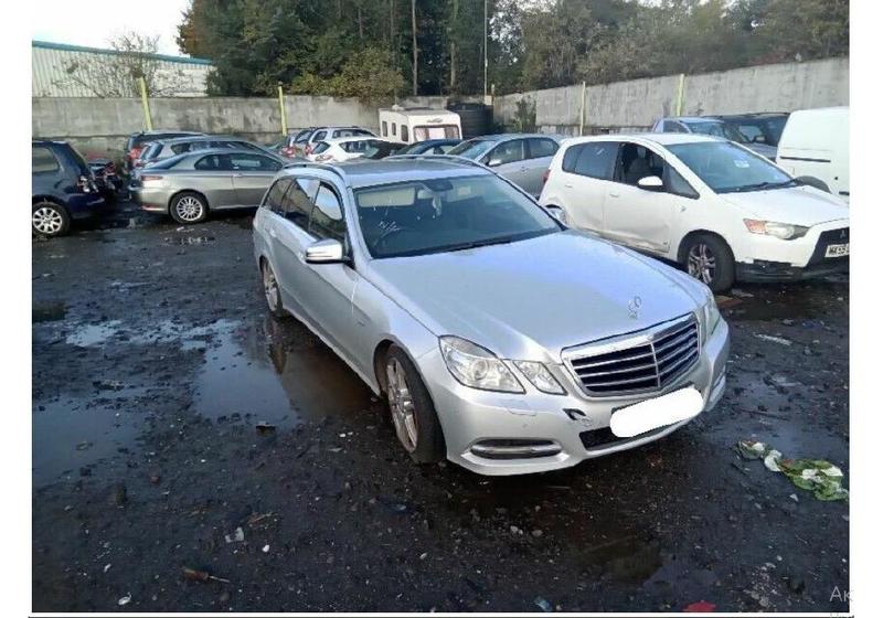 Запчасти Mercedes-Benz E-Класс E 250 CGI BlueEfficiency AT (204 л.с.)
