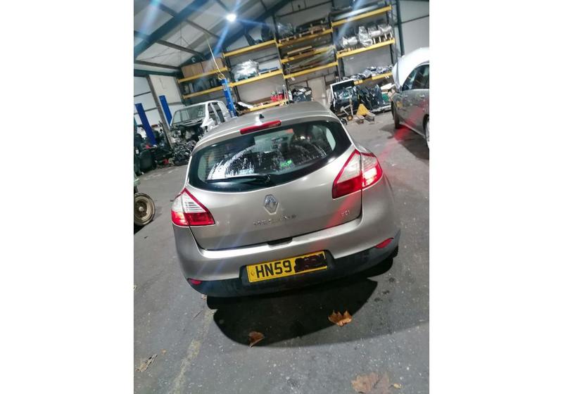 Запчасти Renault Megane 1.5 dCi MT (90 л.с.)