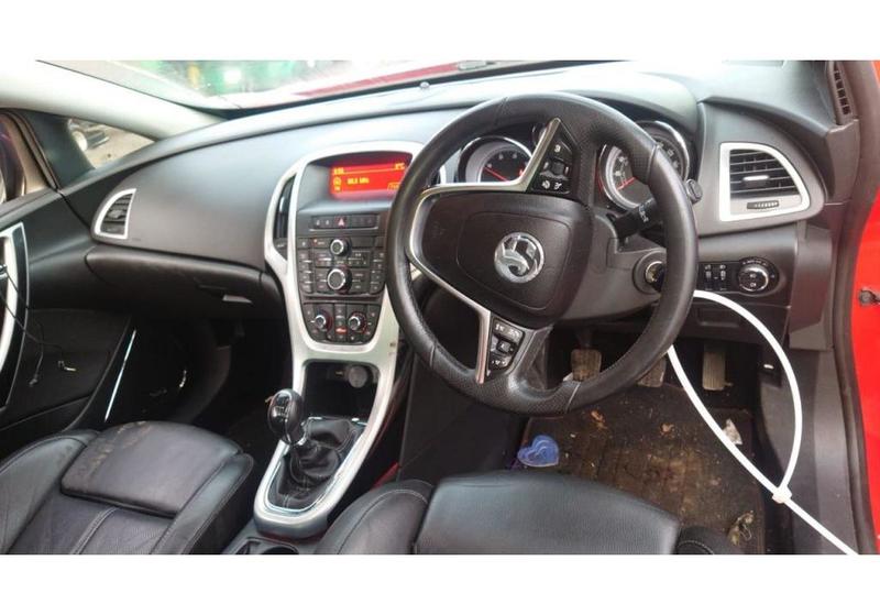 Запчасти Opel Astra 1.7 CDTI ecoFLEX MT (110 л.с.)