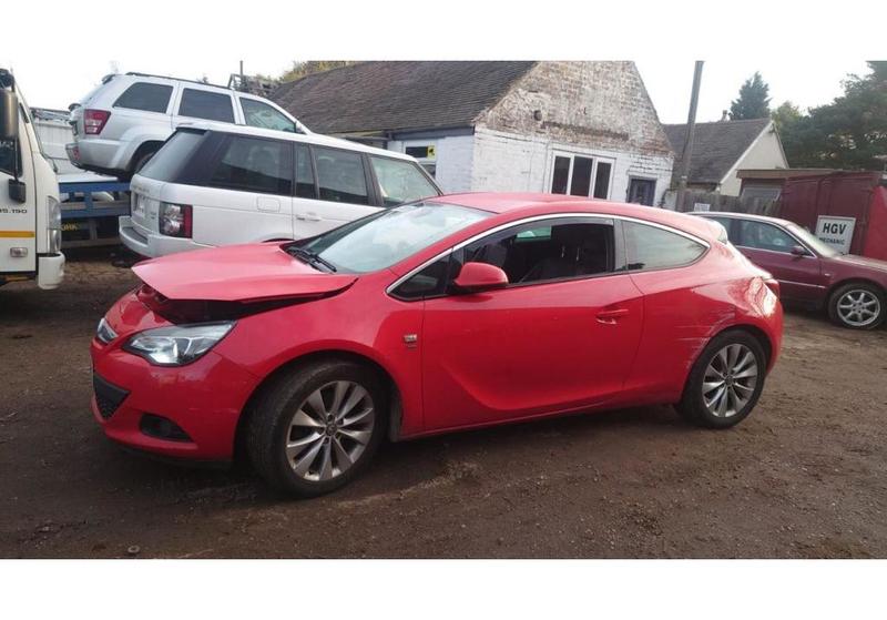 Opel Astra, 2012