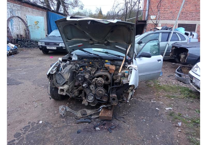 Запчасти Audi A4 1.8 MT (125 л.с.)