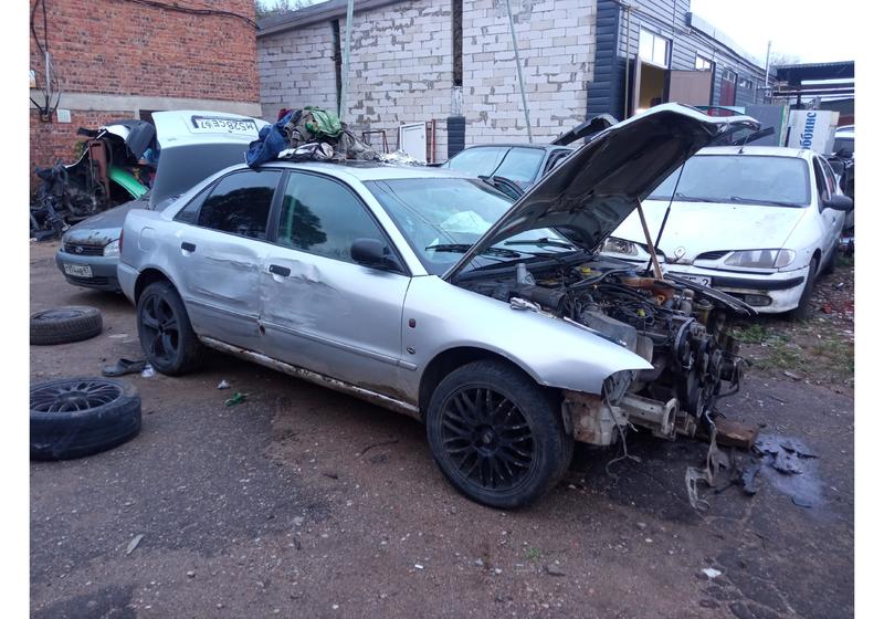 Запчасти Audi A4 1.8 MT (125 л.с.)